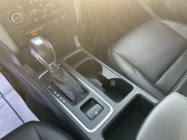 Used 2019 Ford Escape SEL AWD/4WD image 20