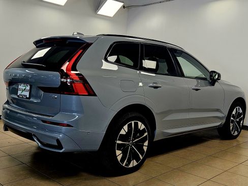 New 2026 Volvo XC60 T8 Plus w/ Protection Package Premier image 5