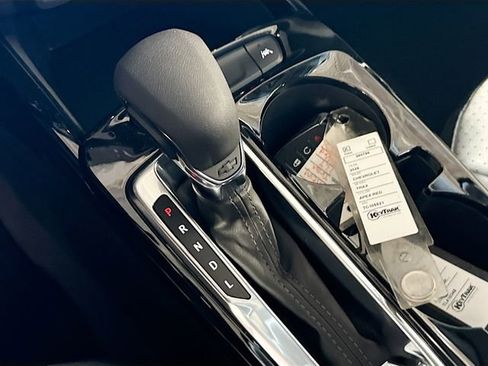 New 2026 Chevrolet Trax LT w/ Midnight Edition image 17