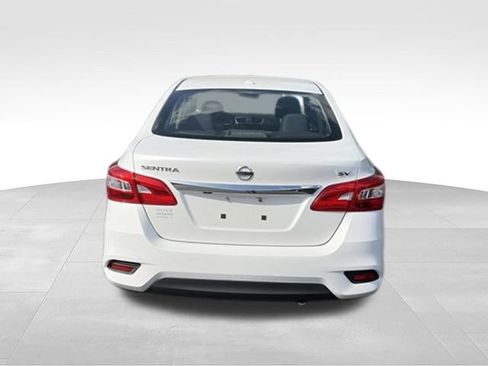 Used 2017 Nissan Sentra SV FWD image 4