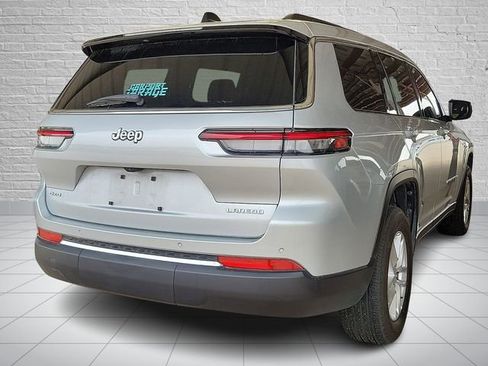 Used 2025 Jeep Grand Cherokee L Laredo AWD/4WD image 3