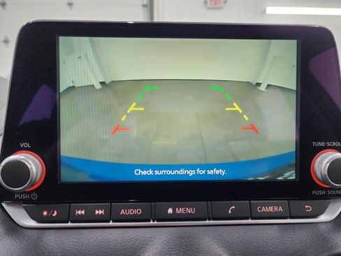 Used 2023 Nissan Sentra SV image 14