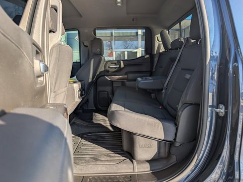 Used 2021 GMC Sierra 1500 Elevation w/ Preferred Package image 15