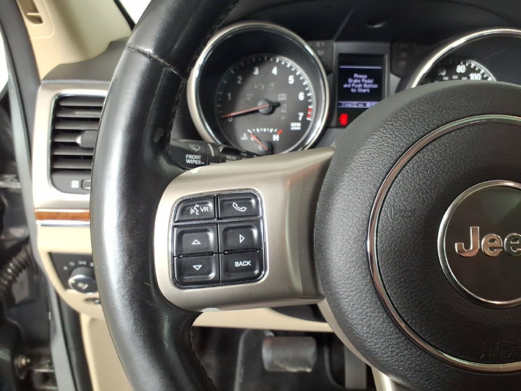 Used 2011 Jeep Grand Cherokee Limited w/ Trailer Tow Group IV AWD/4WD image 15