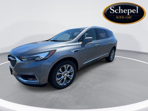 Used 2019 Buick Enclave Avenir w/ Avenir Technology Package image 4