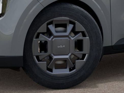 New 2026 Kia Carnival EX FWD image 9