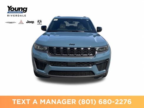 New 2026 Jeep Grand Cherokee Limited w/ Limited Altitude Package AWD/4WD image 8