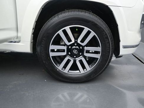 Used 2023 Toyota 4Runner Limited AWD/4WD image 20