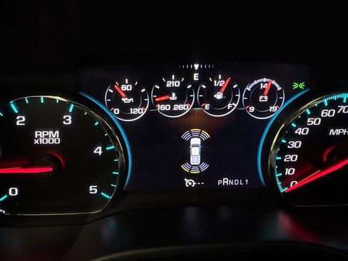 Used 2017 GMC Sierra 2500 Denali w/ Duramax Plus Package AWD/4WD image 27