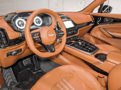New 2026 Aston Martin DBX 707 AWD/4WD image 3