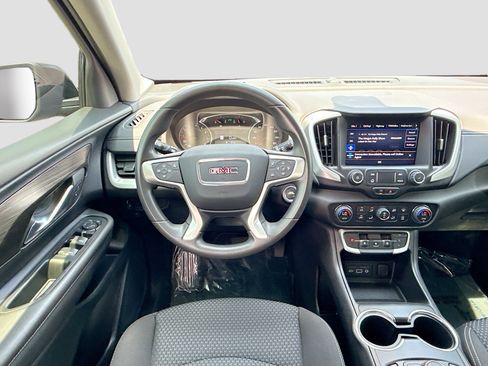Used 2022 GMC Terrain SLE w/ Driver Convenience Package FWD image 17