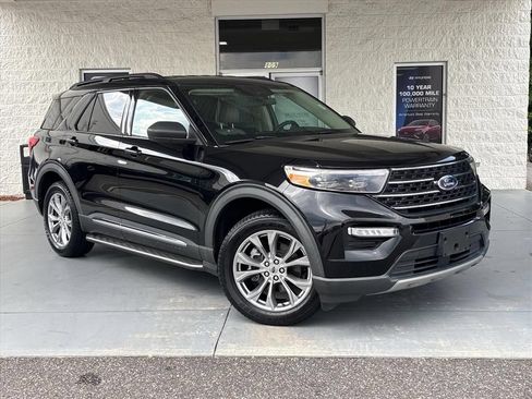 Used 2021 Ford Explorer XLT w/ Equipment Group 202A AWD/4WD image 1