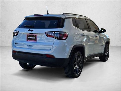 New 2026 Jeep Compass Latitude image 2