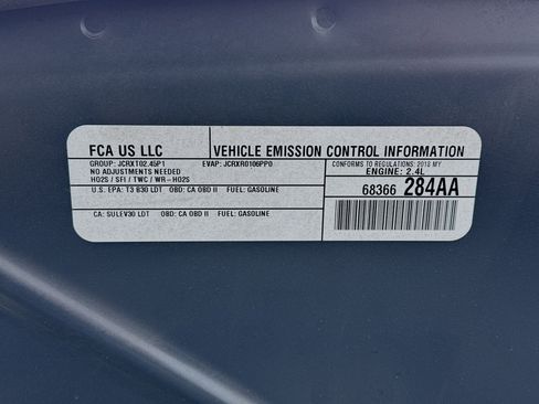 Used 2018 Jeep Compass Limited image 21