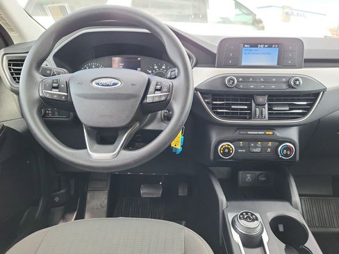 Used 2022 Ford Escape S image 23