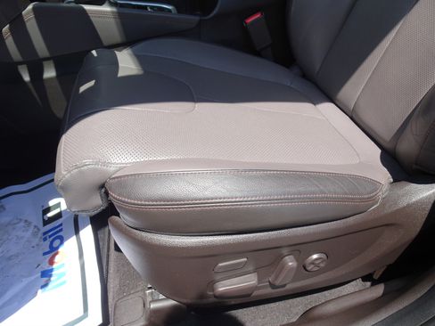 Used 2019 Hyundai Santa Fe AWD image 9