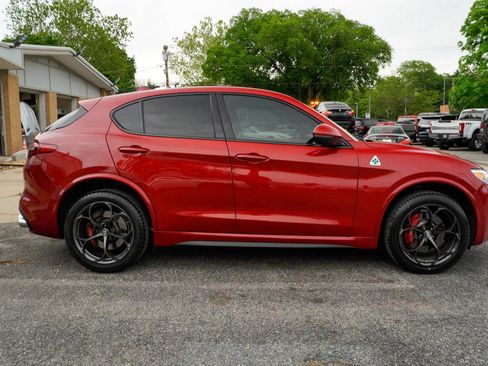 Used 2018 Alfa Romeo Stelvio Quadrifoglio w/ Convenience Package AWD/4WD image 8