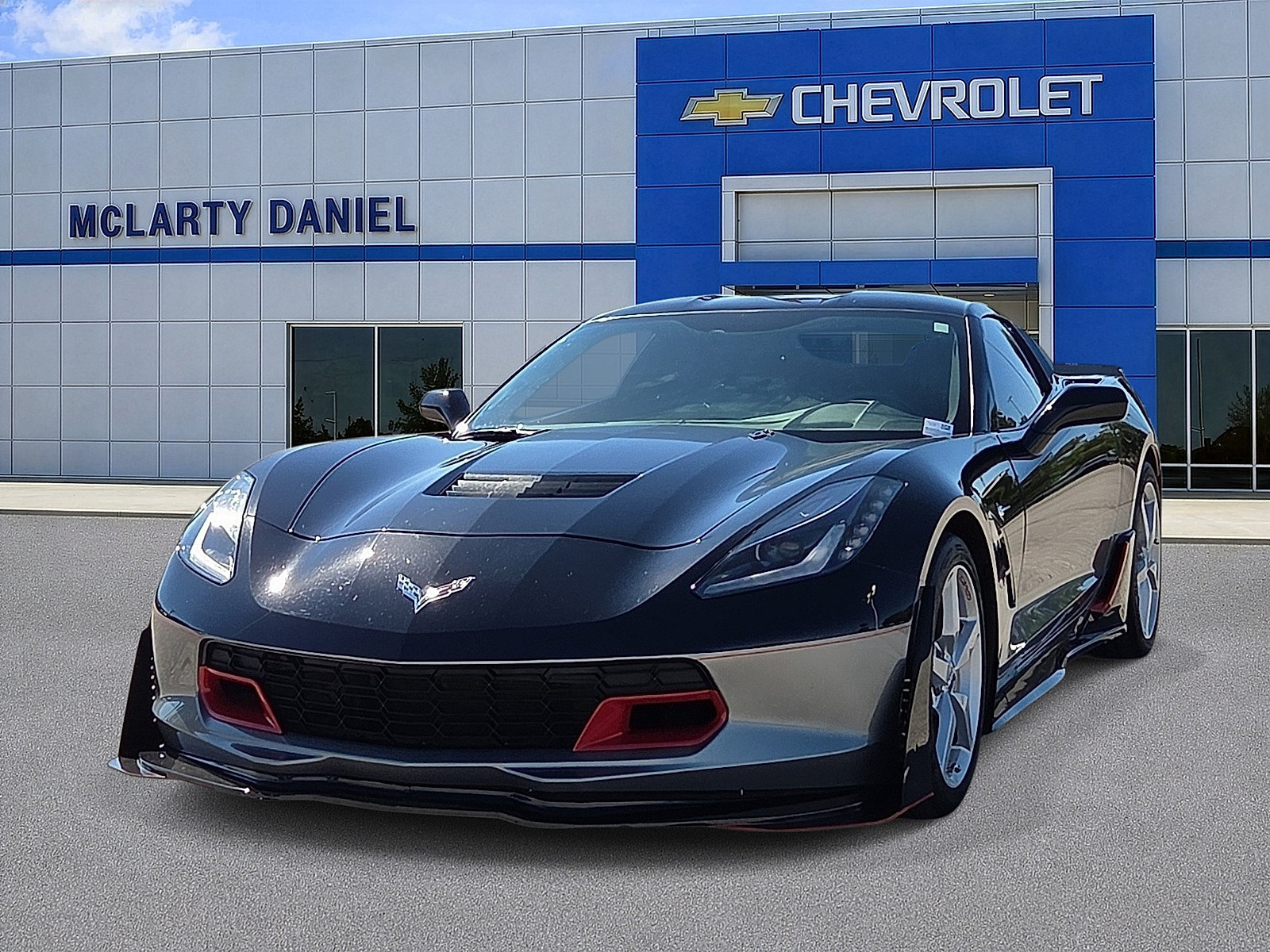 Used 2015 Chevrolet Corvette Stingray Coupe w/ 2LT Preferred Equipment Group RWD image 2