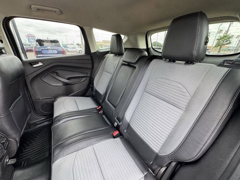 Used 2019 Ford Escape SE FWD image 26