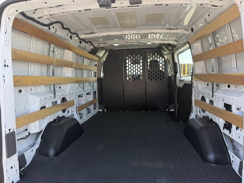 Used 2025 Ford Transit 250 Low Roof w/ Exterior Upgrade Package RWD image 11