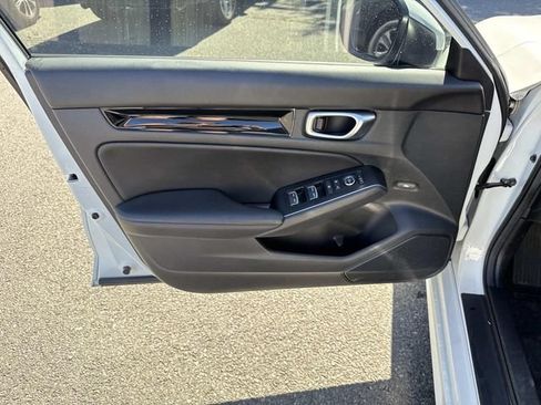 Used 2024 Honda Civic Touring image 13