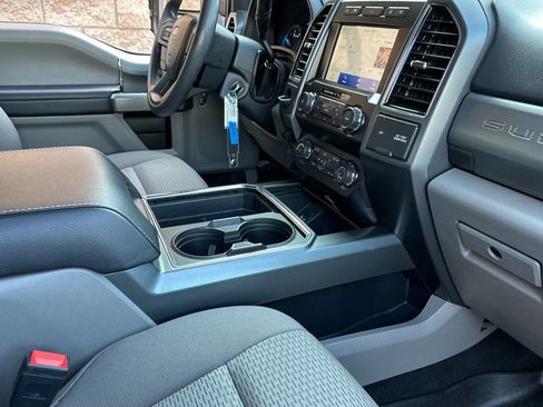 Used 2022 Ford F250 XLT w/ XLT Premium Package image 16