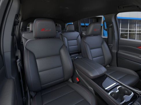 New 2026 Chevrolet Traverse Z71 w/ Enhanced Driving Package image 17