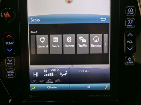 Used 2020 Toyota Prius Prime XLE image 28
