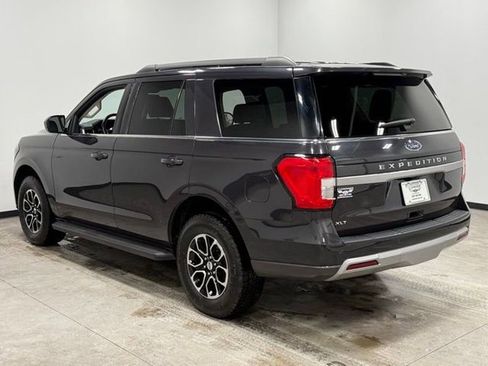 Certified 2024 Ford Expedition XLT image 9