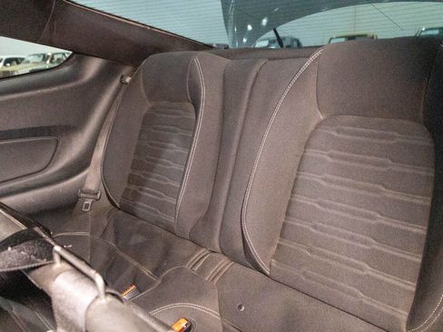 Used 2016 Ford Mustang GT RWD image 39
