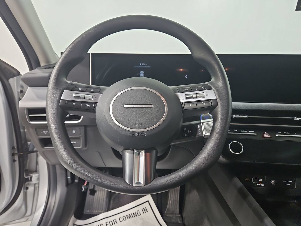 Certified 2025 Hyundai Sonata SEL AWD/4WD image 16