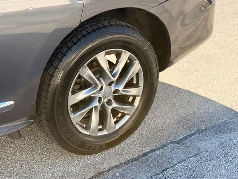 Used 2013 INFINITI JX35 FWD w/ Premium Pkg image 36