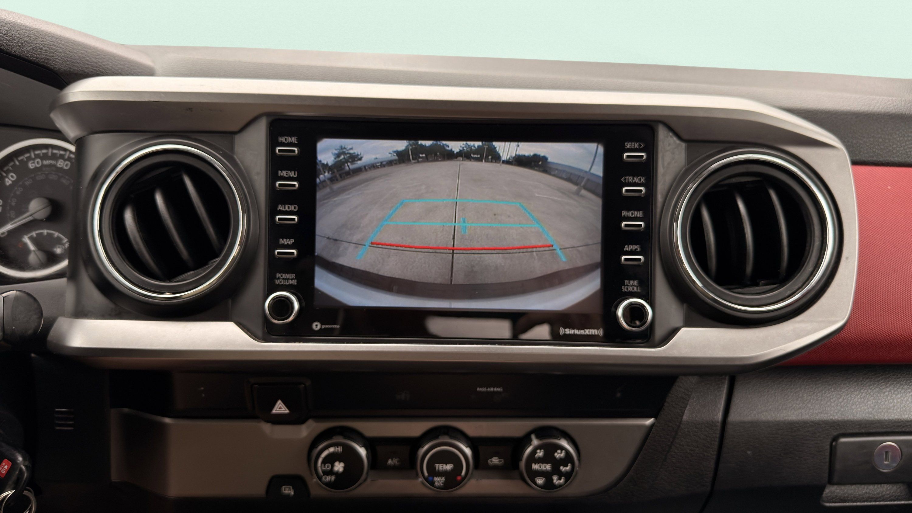 Used 2022 Toyota Tacoma SR5 RWD image 45