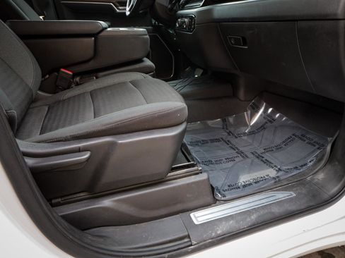 Used 2022 Chevrolet Silverado 1500 LT w/ Protection Package image 24