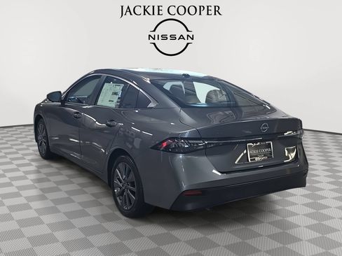 New 2026 Nissan Sentra SL w/ Floor Mat Package FWD image 7