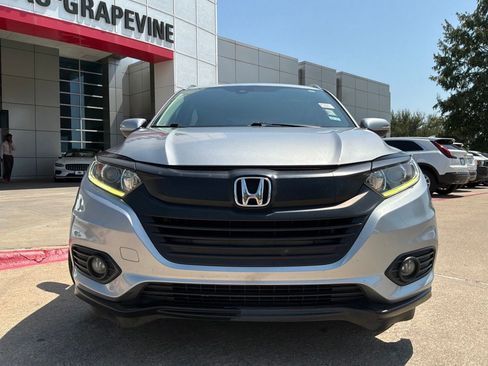 Used 2022 Honda HR-V EX image 3