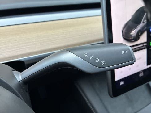 Used 2023 Tesla Model 3 Standard Range RWD image 35