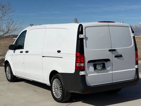 Used 2021 Mercedes-Benz Metris image 6
