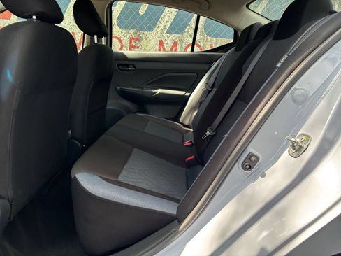 Used 2025 Nissan Versa SV FWD image 22