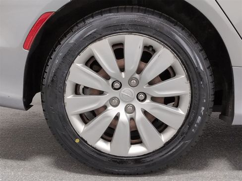 Used 2015 Chrysler 200 LX image 14