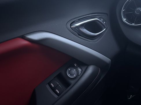 Used 2023 Chevrolet Camaro LT w/ RS Package image 32