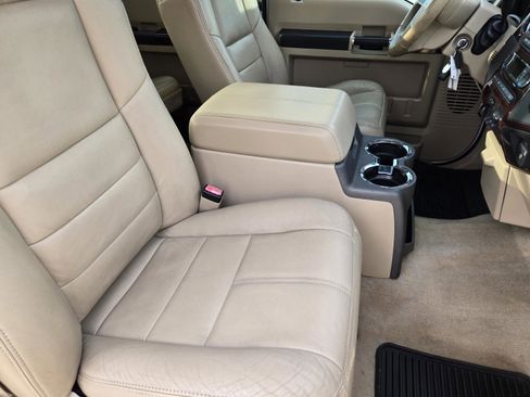 Used 2010 Ford F250 Lariat RWD image 10