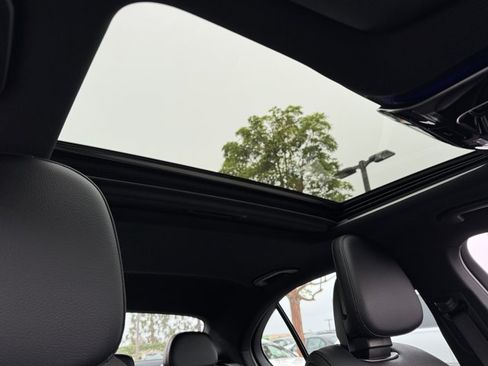 Used 2025 Mercedes-Benz C 300 Sedan image 7