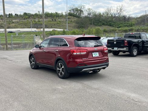 Used 2018 Kia Sorento EX image 5