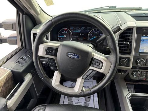 Used 2019 Ford F250 Lariat w/ Lariat Ultimate Package image 13