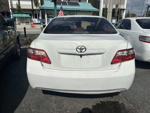Used 2009 Toyota Camry image 4