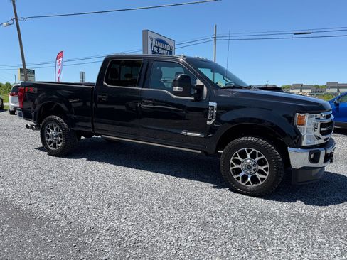 Used 2020 Ford F250 Lariat w/ Lariat Ultimate Package AWD/4WD image 2