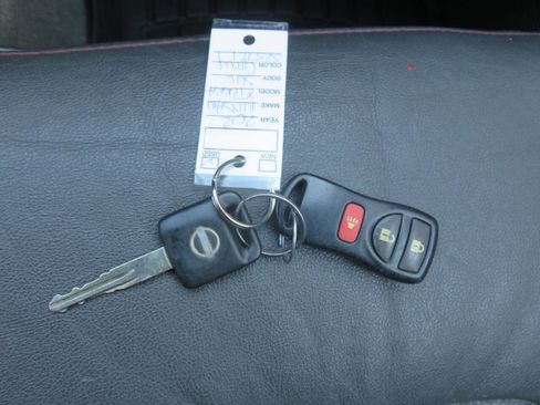 Used 2012 Nissan Xterra PRO-4X w/ Pro-4x Leather Pkg image 29