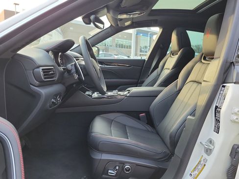 New 2024 Maserati Levante Modena Ultima image 14