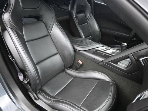 Used 2014 Chevrolet Corvette Stingray Coupe RWD image 15